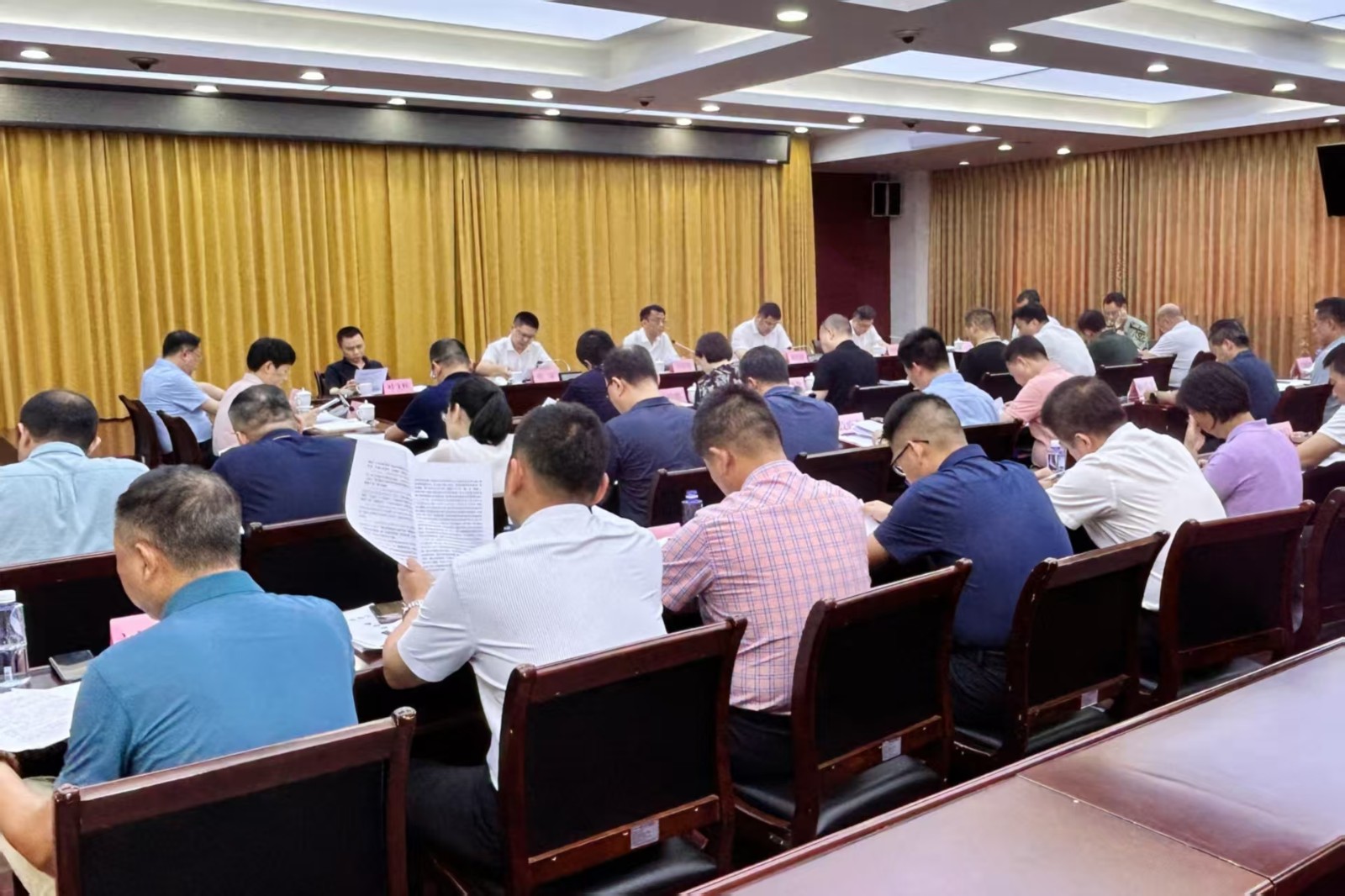 1762763127698396.jpg 1762763127698396.jpg