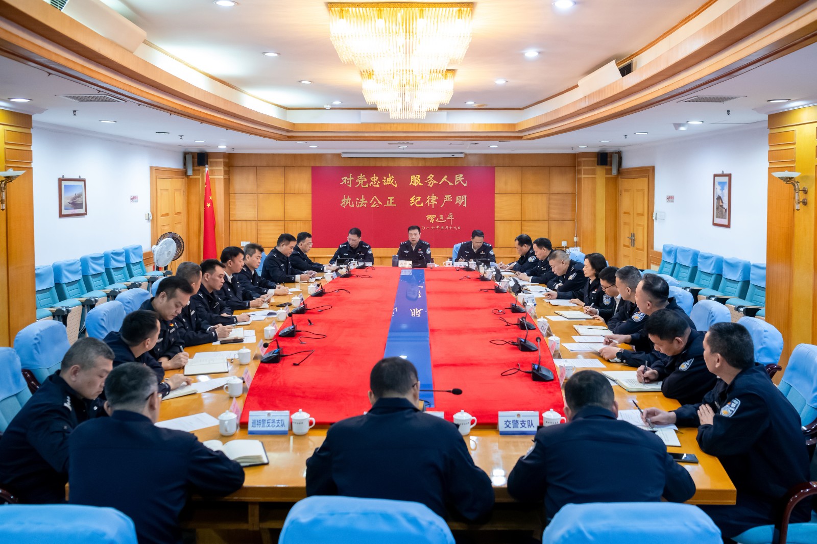 1764638997363635.jpg 1764638997363635.jpg