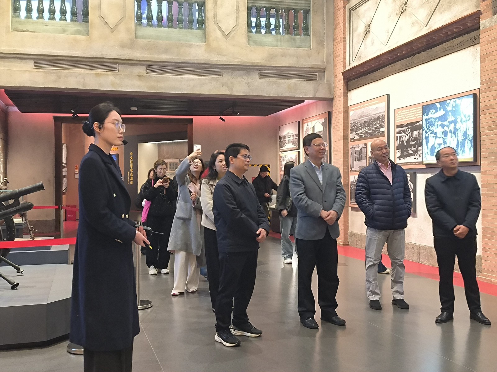 1769996273338859.jpg 1769996273338859.jpg